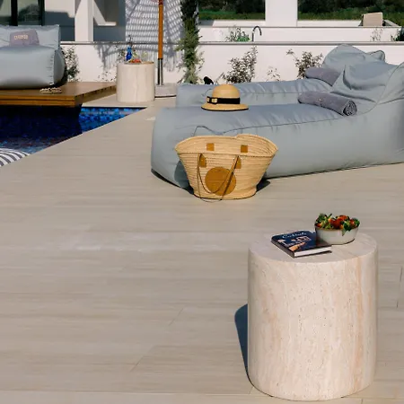 Vila Nesea Seaside Luxury Escape *