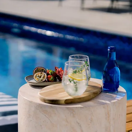 Vila Nesea Seaside Luxury Escape *
