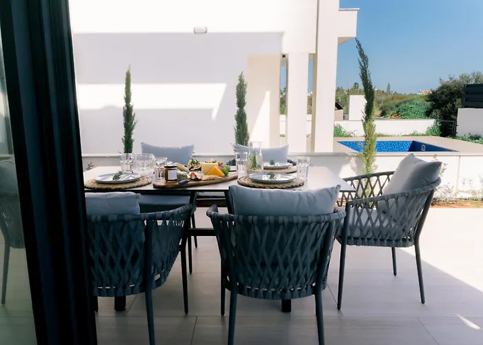 Nesea Seaside Luxury Escape * Protaras