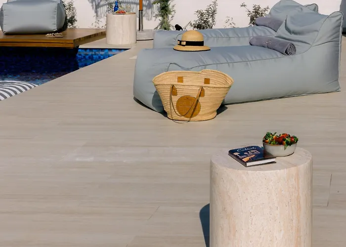 Vila Nesea Seaside Luxury Escape *