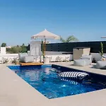Nesea Seaside Luxury Escape * Protarász