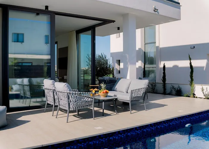 Nesea Seaside Luxury Escape Villa Paralimni