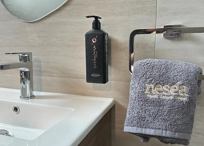 Nesea Seaside Luxury Escape *