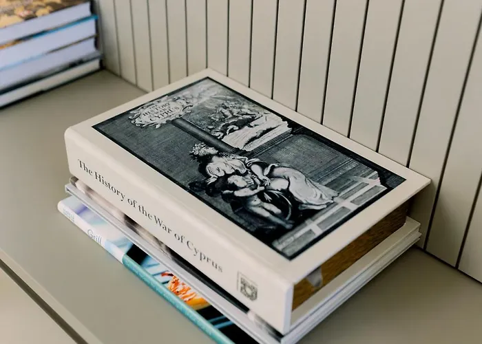 Nesea Seaside Luxury Escape Villa