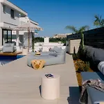 Nesea Seaside Luxury Escape Villa