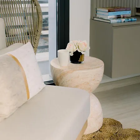 Nesea Seaside Luxury Escape Villa *
